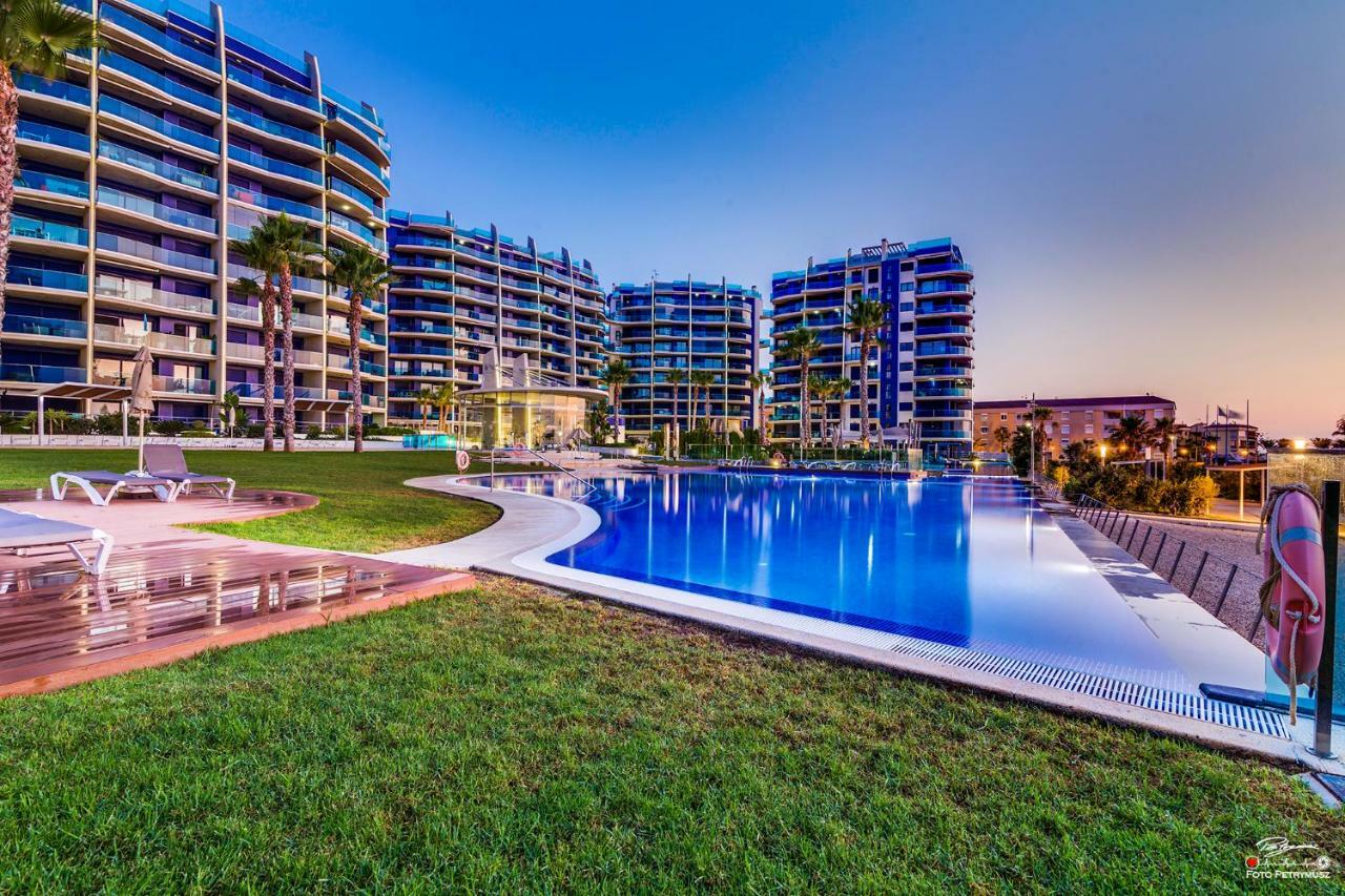 Appartement Torrevieja - Punta Prima Sea Senses Extérieur photo